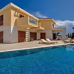 Crystalsea 1 & 2 Infinity Heatedpool Seaview Villa Hvar Town