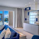 Villa Crystalsea 1 & 2 Infinity Heatedpool Seaview *