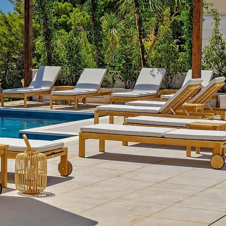 Vila Crystalsea 1 & 2 Infinity Heatedpool Seaview Hvar Town