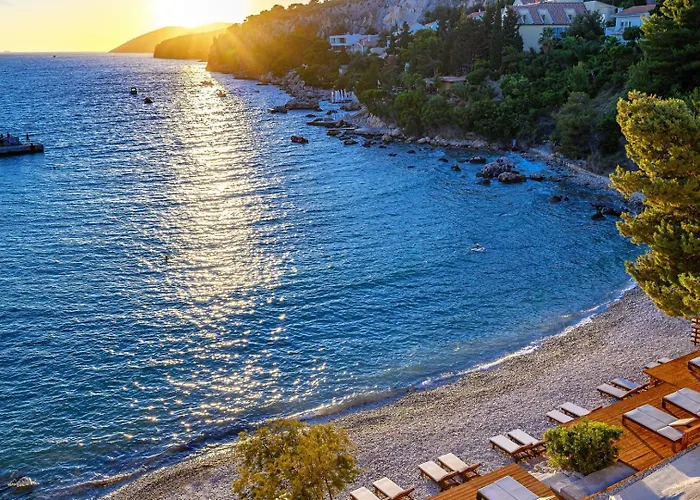 Crystalsea 1 & 2 Infinity Heatedpool Seaview Vila